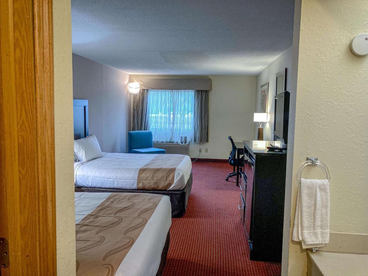 Motel 6 Elkhart, In Exterior photo